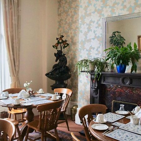 Camillia Guest House Αμπερντήν Εξωτερικό φωτογραφία