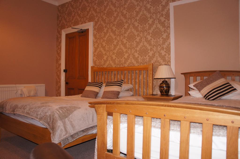 Camillia Guest House Αμπερντήν Δωμάτιο φωτογραφία